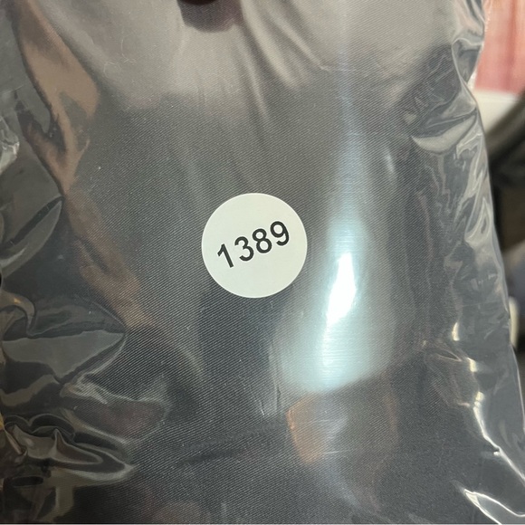 NWT Express gray long sleeve button up jumpsuit size XS - Picture 10 of 10